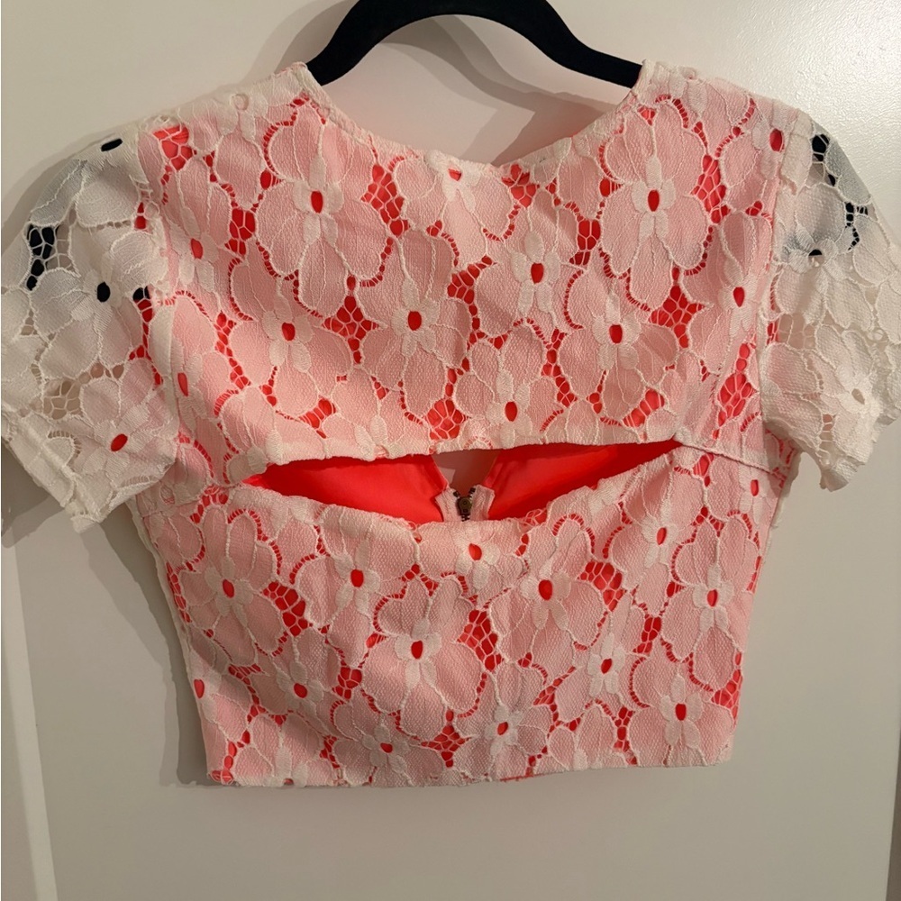 GUESS LACE CROP TOP - Picture 5 of 5